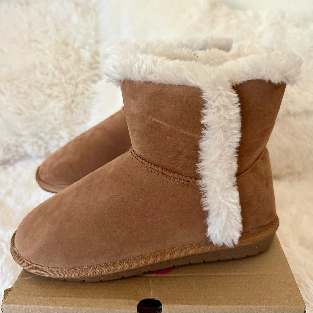 Sugar Polly Faux Suede Sherpa Winter Ankle Boots Chestnut Women’s Size 6 NWT